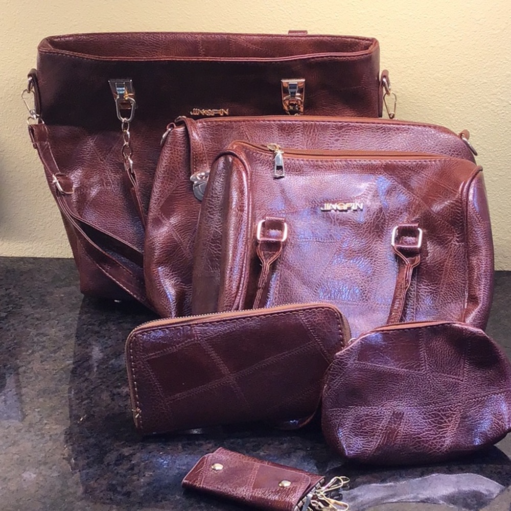 6 piece JinGPin purse set!  New never used!  No tags!